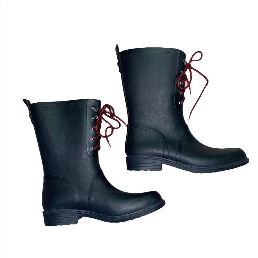 ❤️ Black Rain Boots ❤️